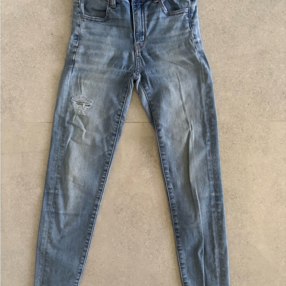 American Eagle Outfitters Light Blue Skinny Jeans